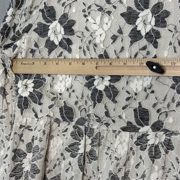 John Mark Blouse Womens XL Tan Black White Floral Lace Bell Sleeve Raw Hem Boho - Picture 8 of 11